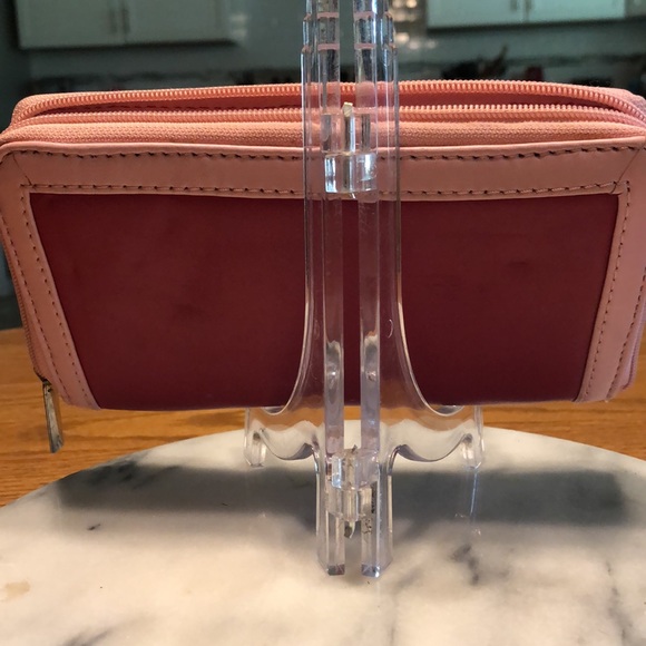 Ollie & Nik Wallet Genuine Leather Pinks Used - Picture 4 of 7